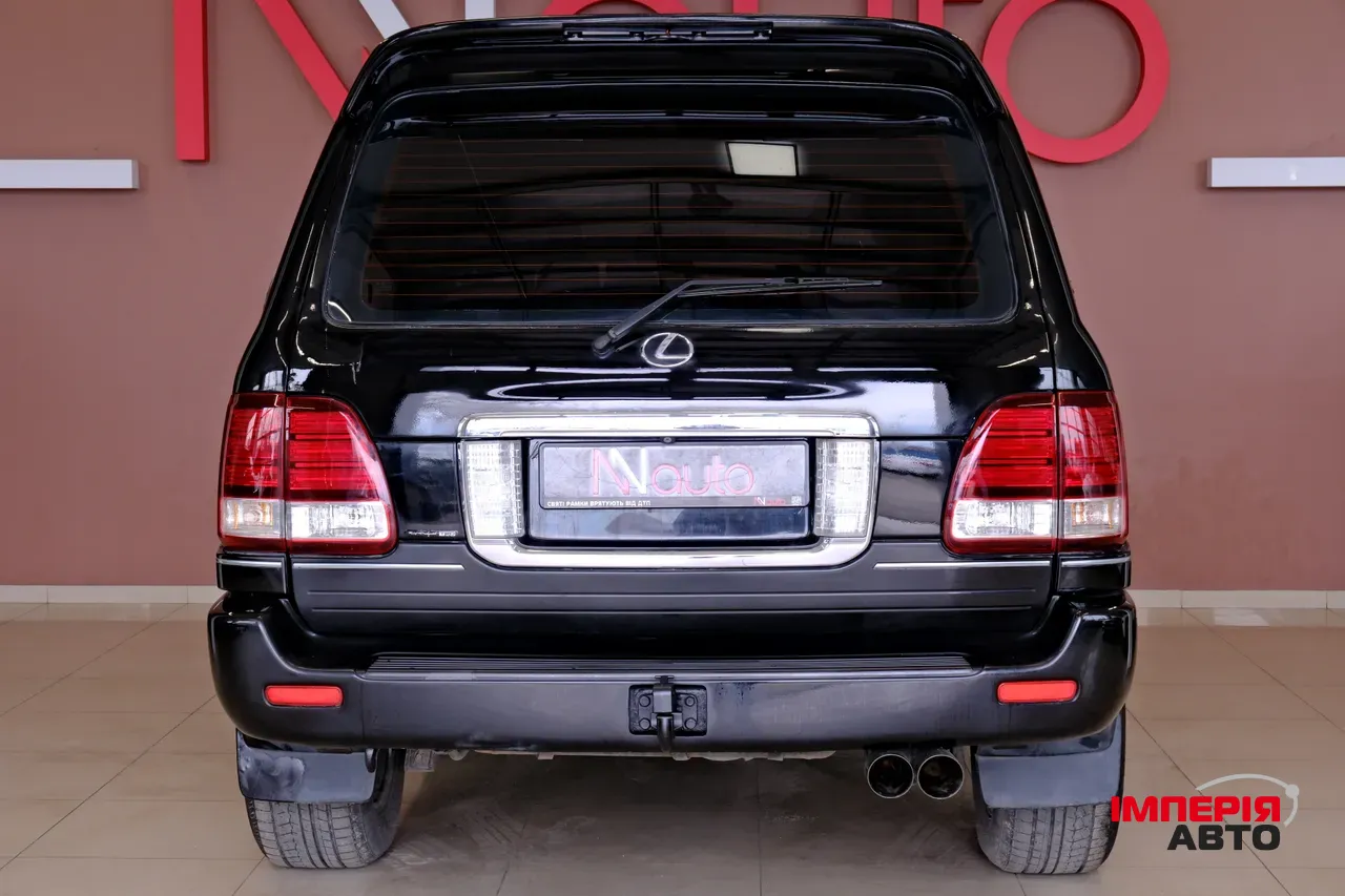 Lexus LX - фото 6