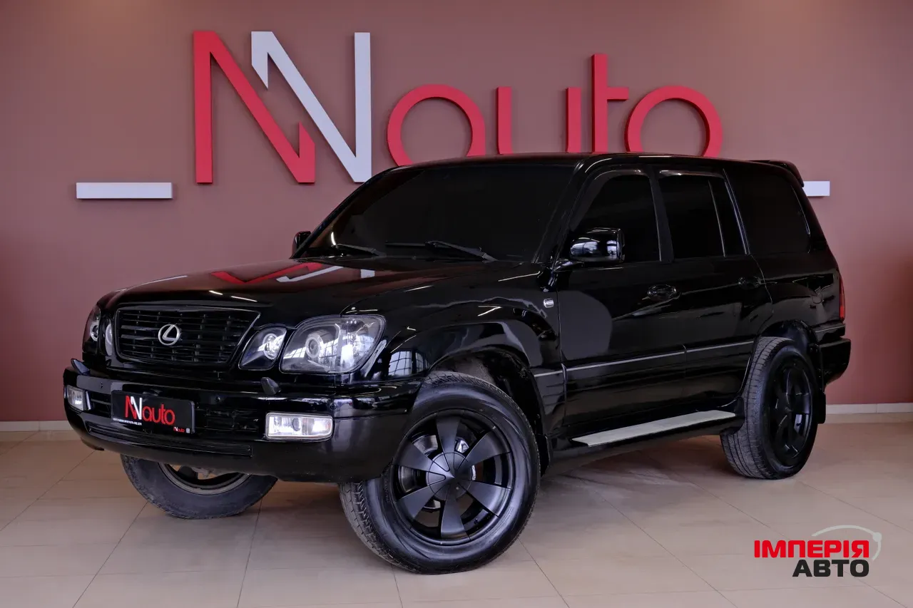 Lexus LX - фото 1