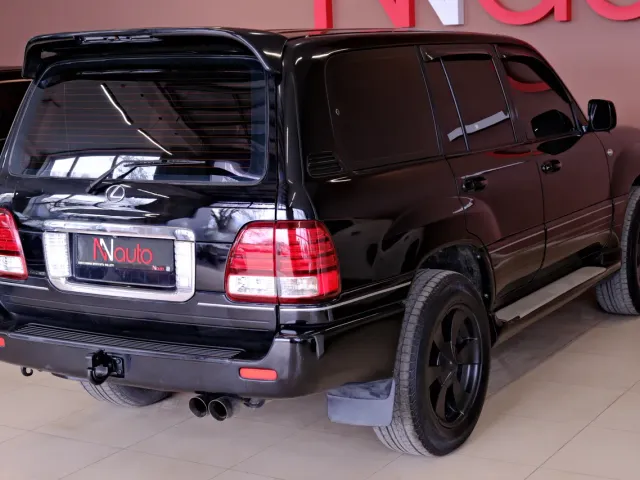 Lexus LX - фото 5