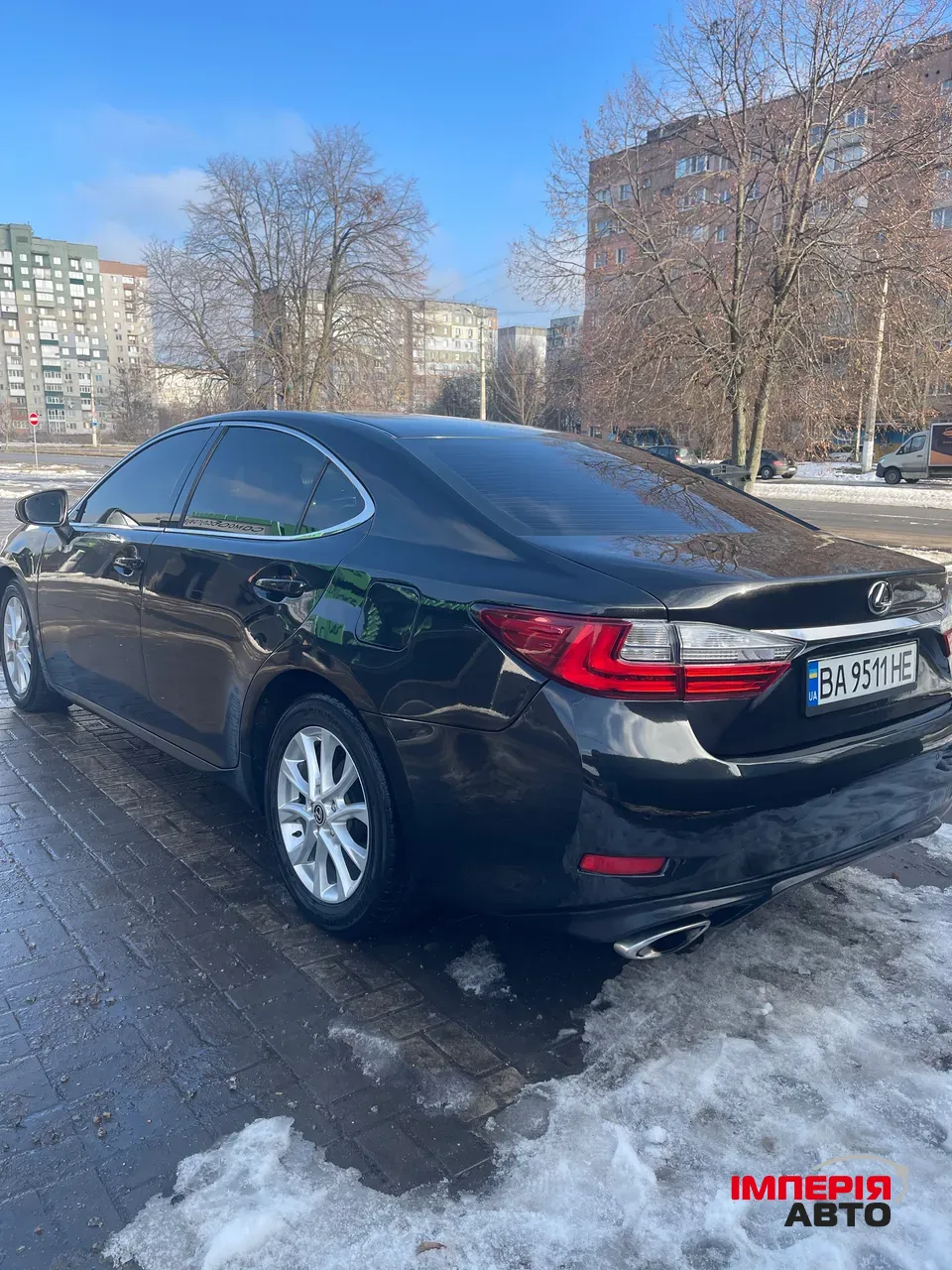 Lexus ES - фото 7