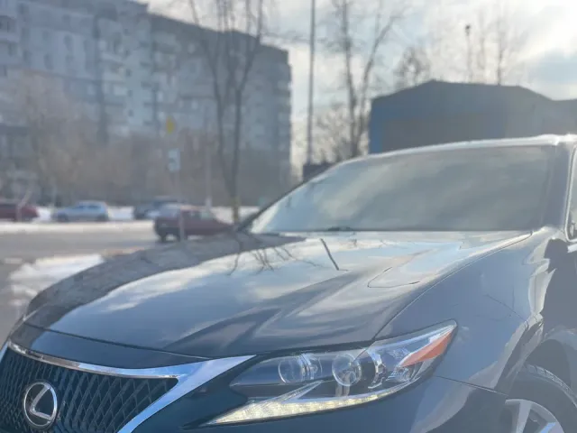 Lexus ES - фото 3