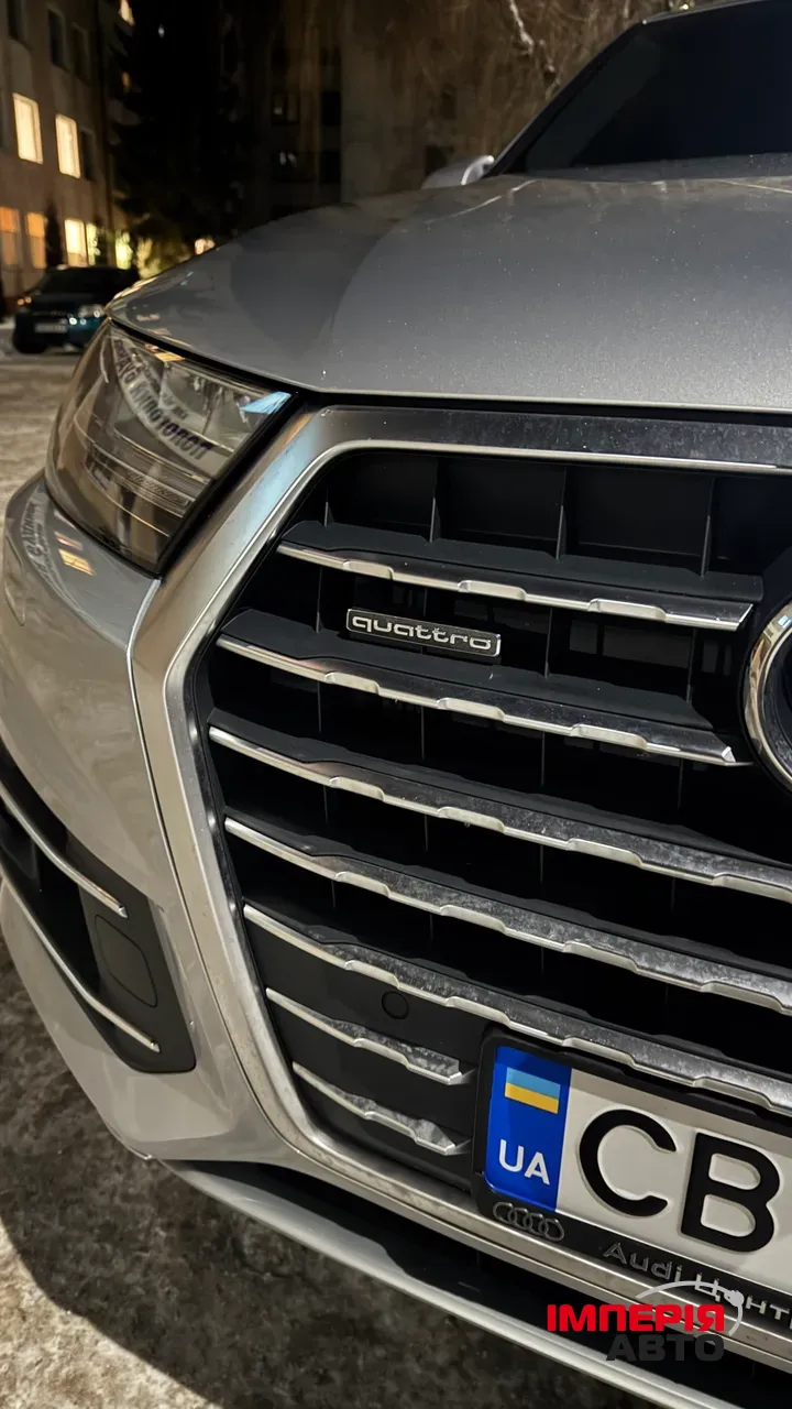 Audi Q7 - фото 15