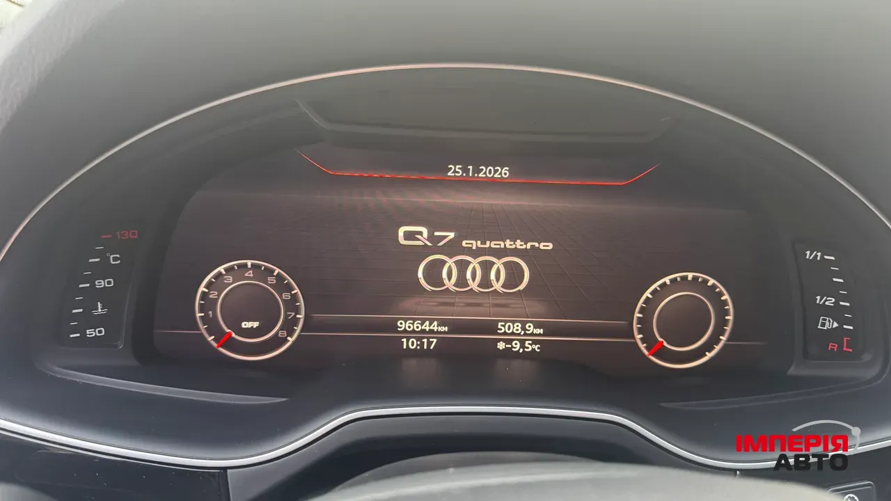 Audi Q7 - фото 9