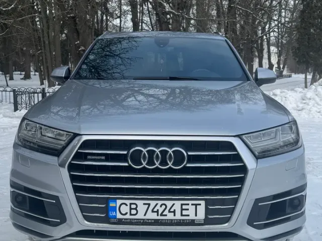 Audi Q7 - фото 3