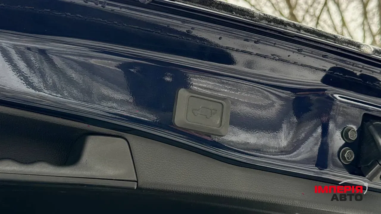 Toyota RAV4 - фото 11