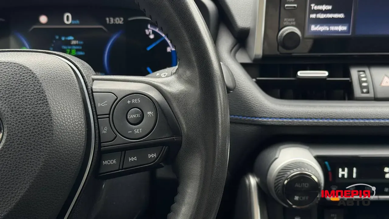 Toyota RAV4 - фото 18