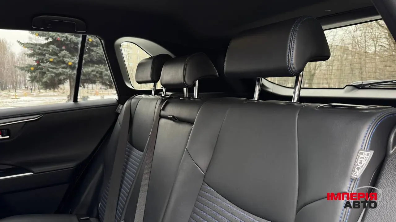 Toyota RAV4 - фото 40