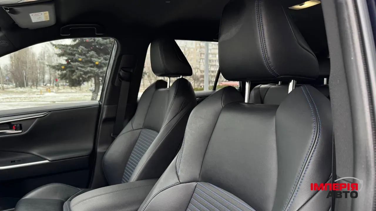 Toyota RAV4 - фото 37