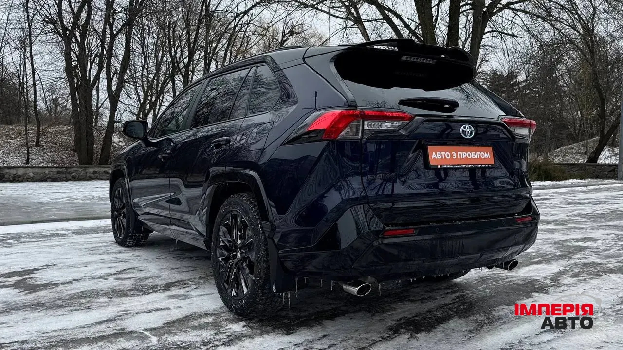 Toyota RAV4 - фото 36