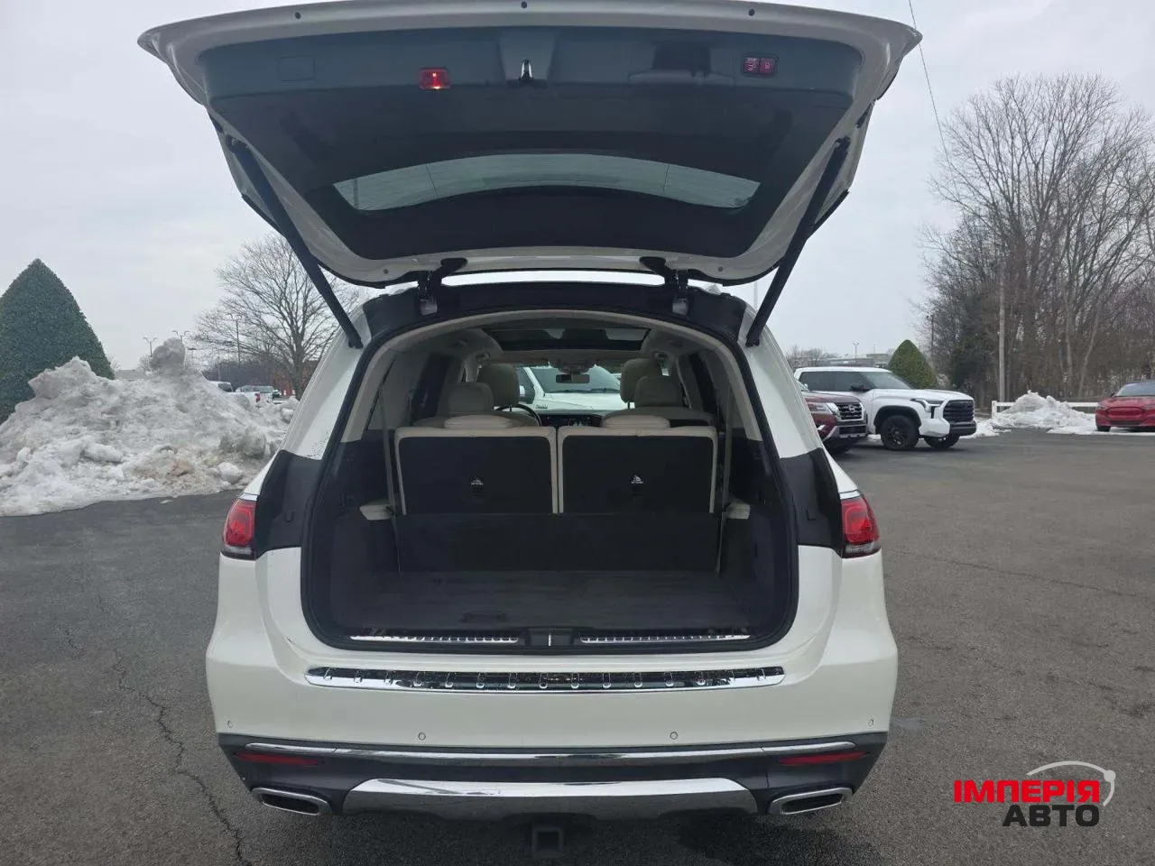 Mercedes-Benz GLS - фото 5