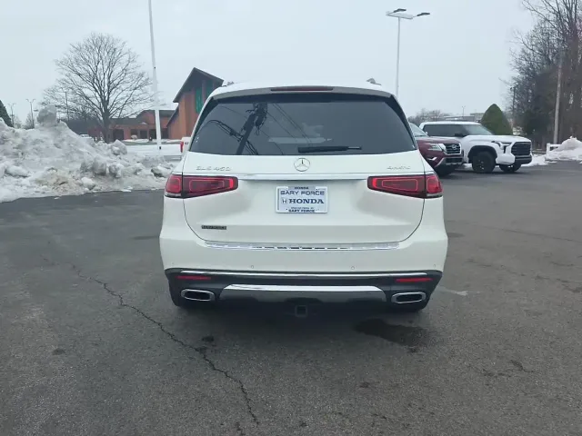 Mercedes-Benz GLS - фото 4