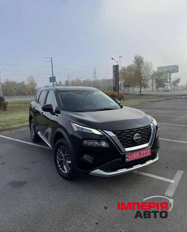 Nissan Rogue - фото 1