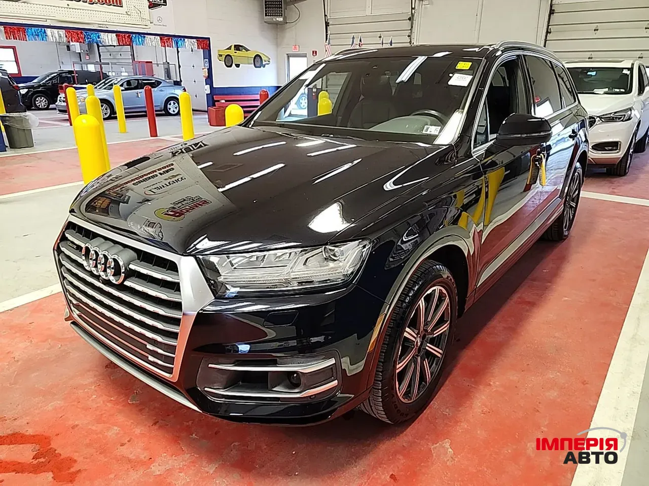 Audi Q7 - фото 1