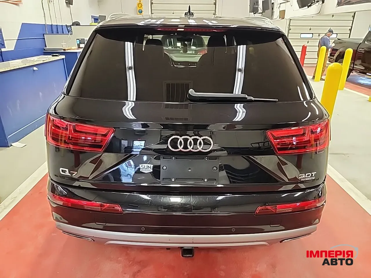Audi Q7 - фото 3