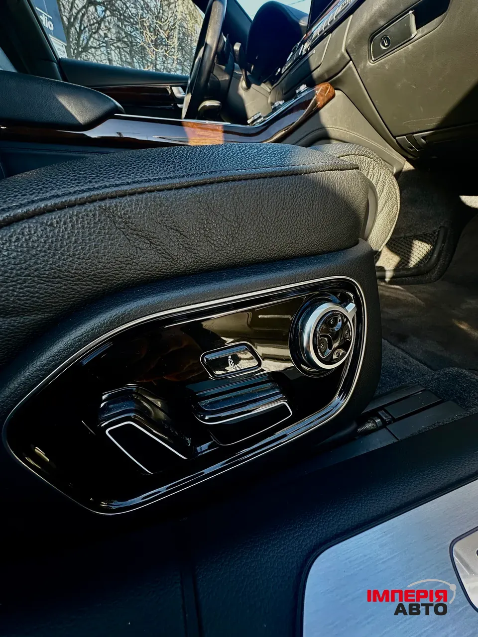 Audi A8 - фото 14