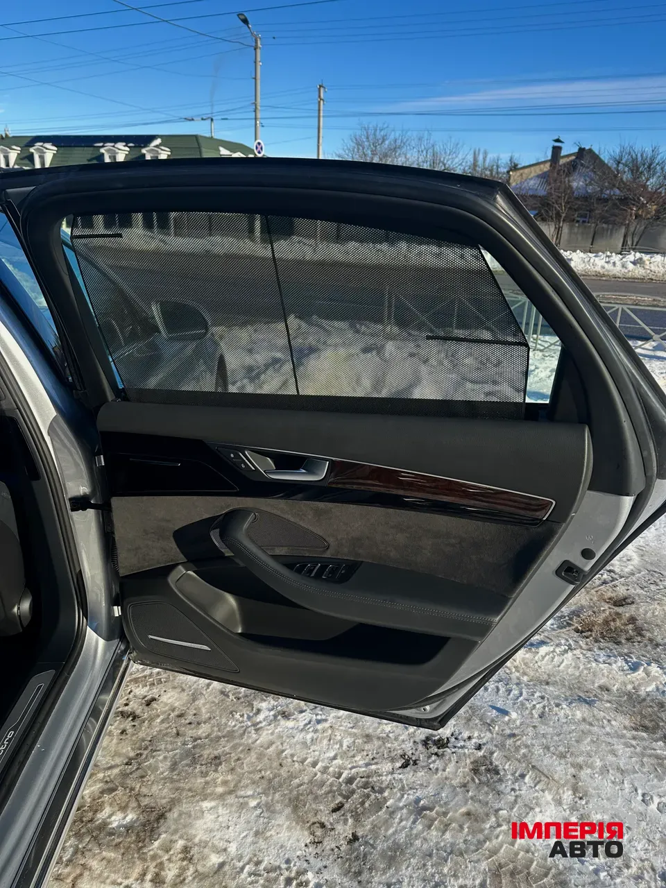 Audi A8 - фото 17