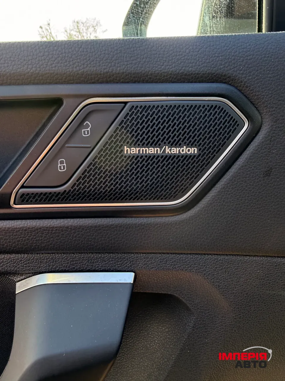 Volkswagen Tiguan - фото 24