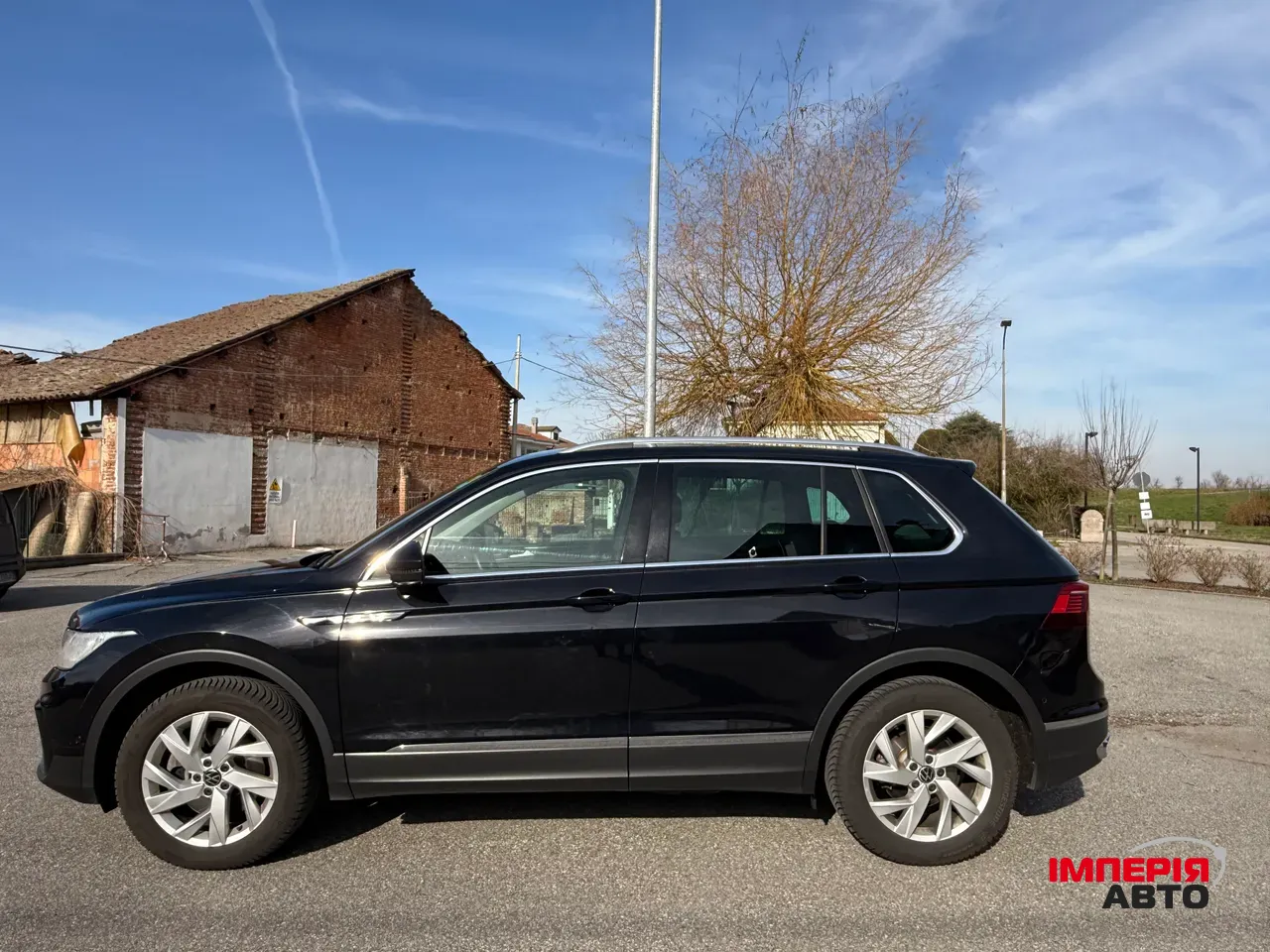Volkswagen Tiguan - фото 5
