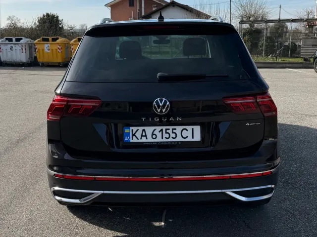 Volkswagen Tiguan - фото 2