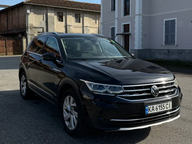Volkswagen Tiguan - фото 1