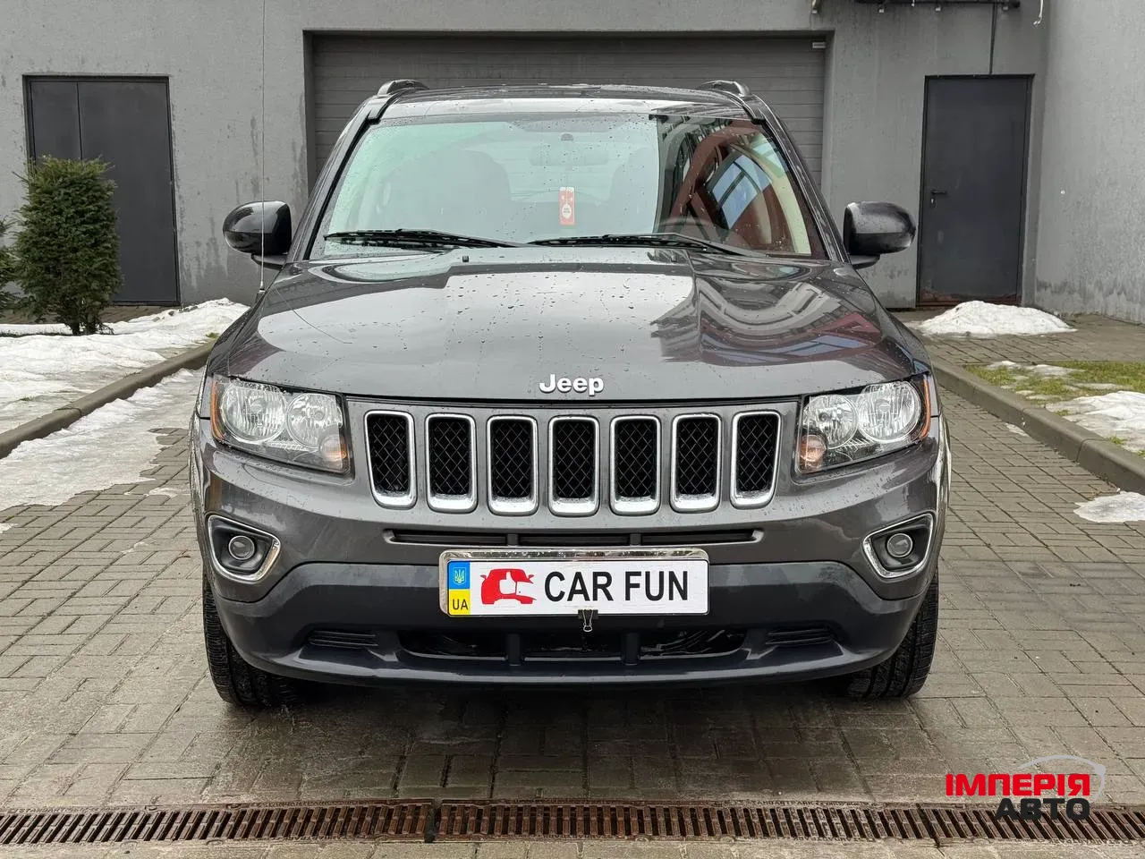 Jeep Compass - фото 2