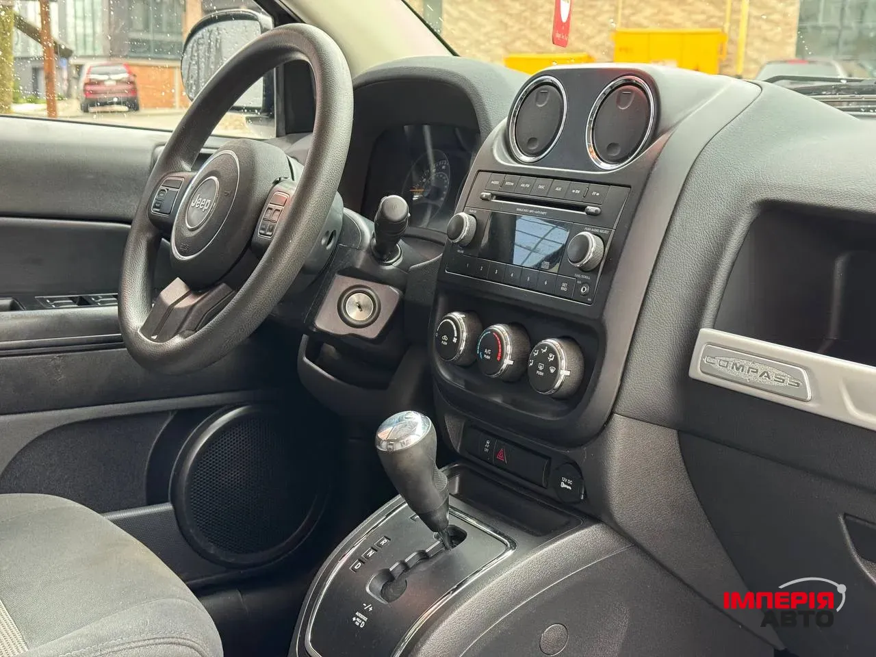 Jeep Compass - фото 17