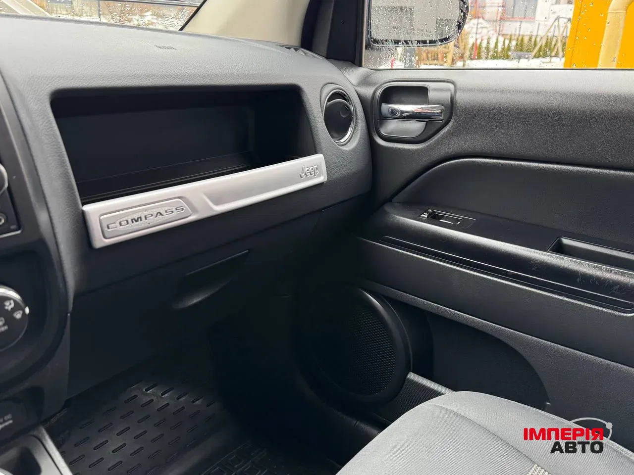 Jeep Compass - фото 22