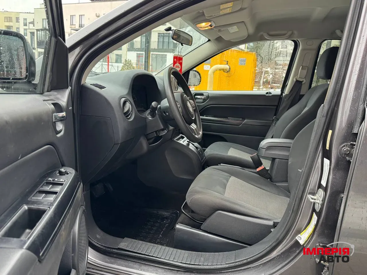 Jeep Compass - фото 12