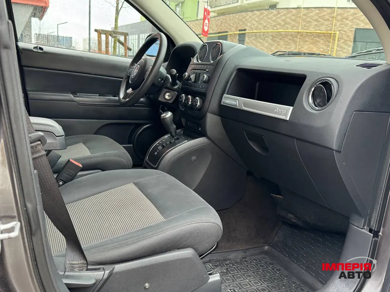 Jeep Compass - фото 16