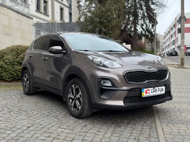 Kia Sportage - фото 1