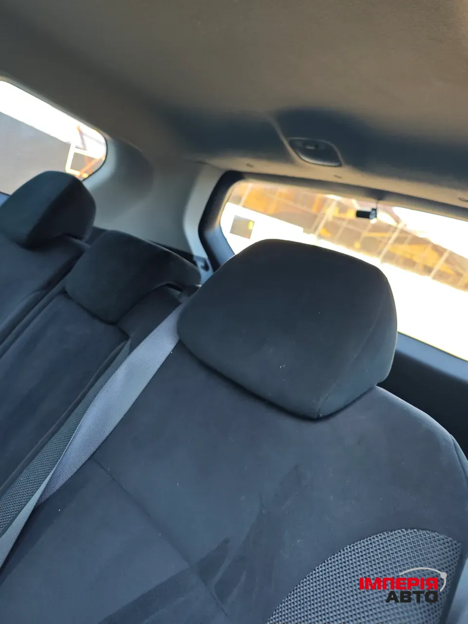 Mitsubishi Outlander - фото 10