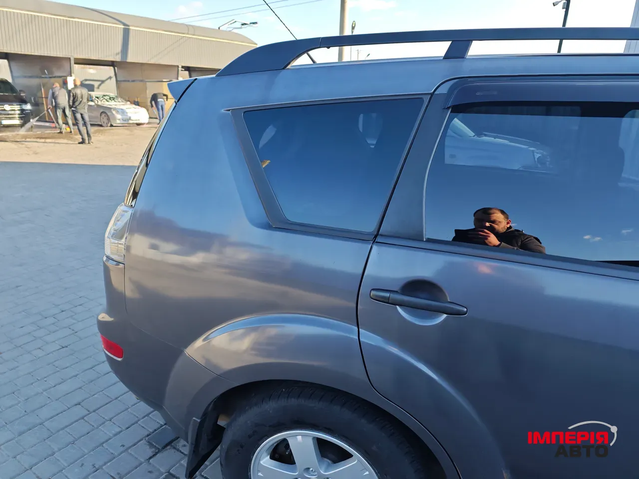 Mitsubishi Outlander - фото 6