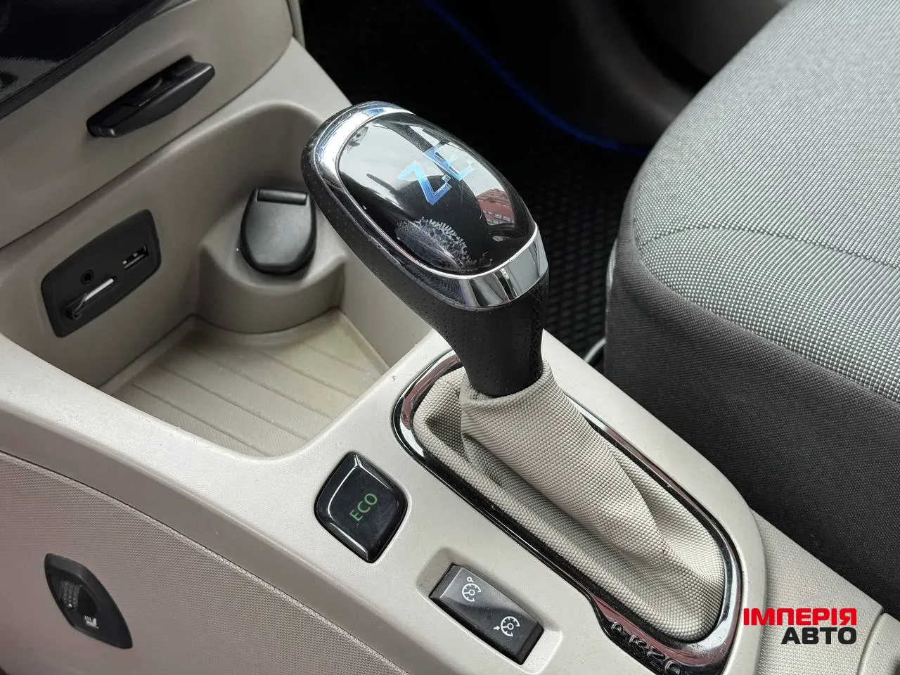 Renault ZOE - фото 20