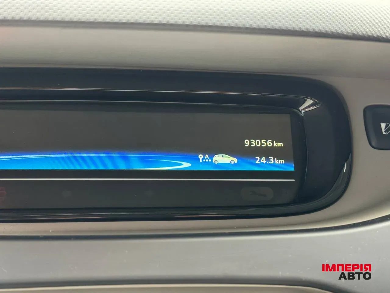 Renault ZOE - фото 33