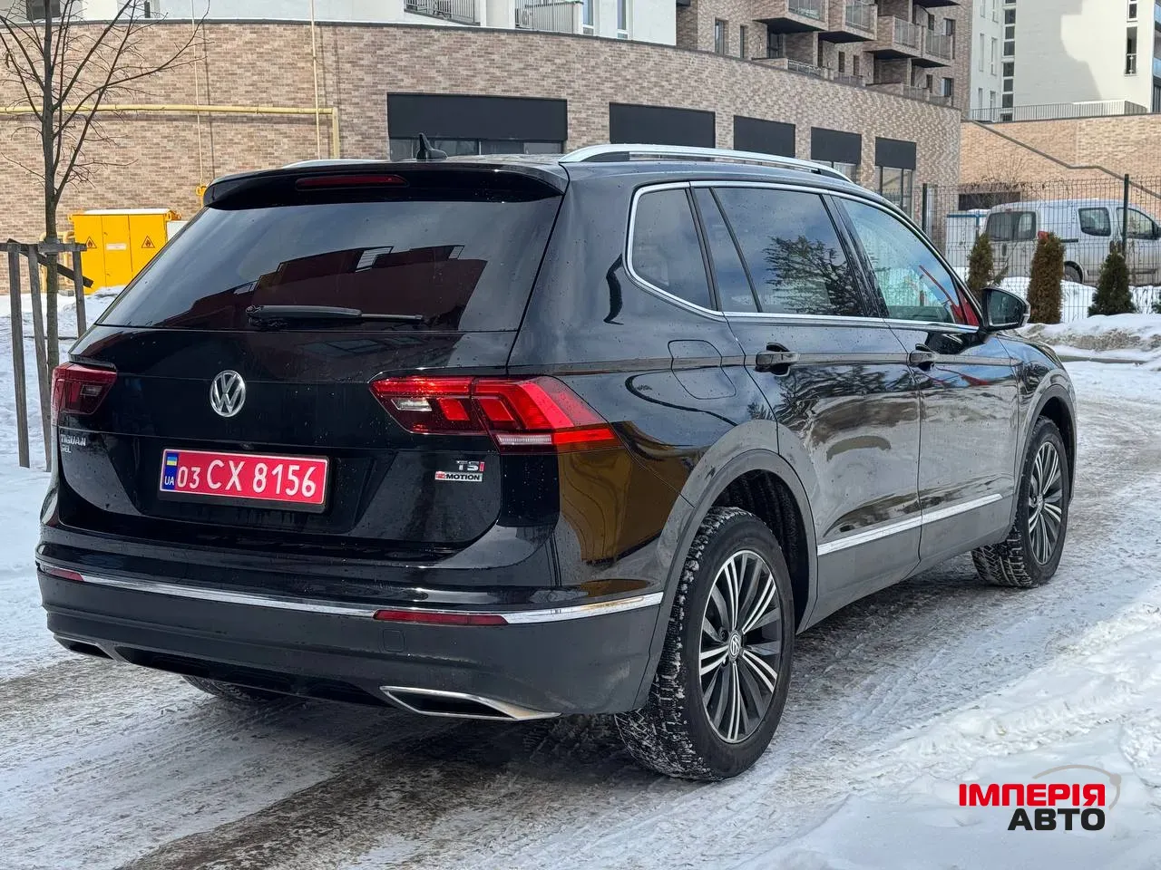 Volkswagen Tiguan - фото 6