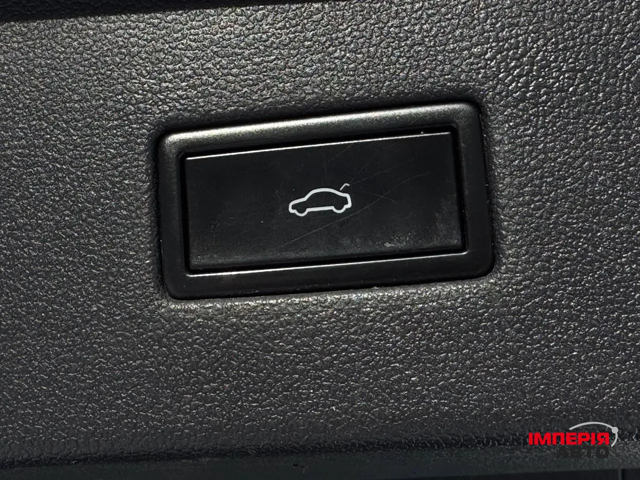 Volkswagen Tiguan - фото 18