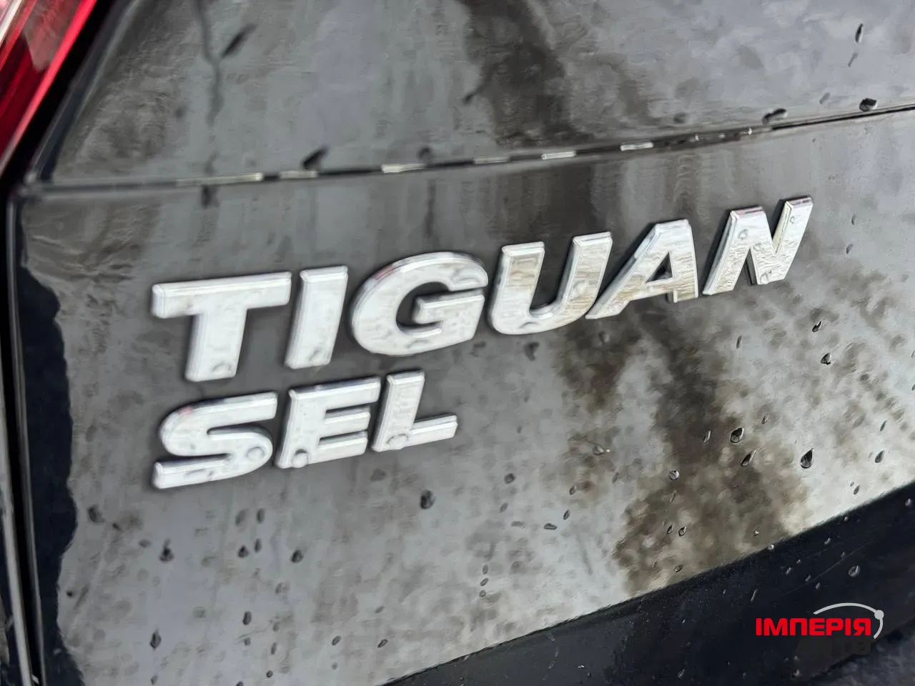 Volkswagen Tiguan - фото 8