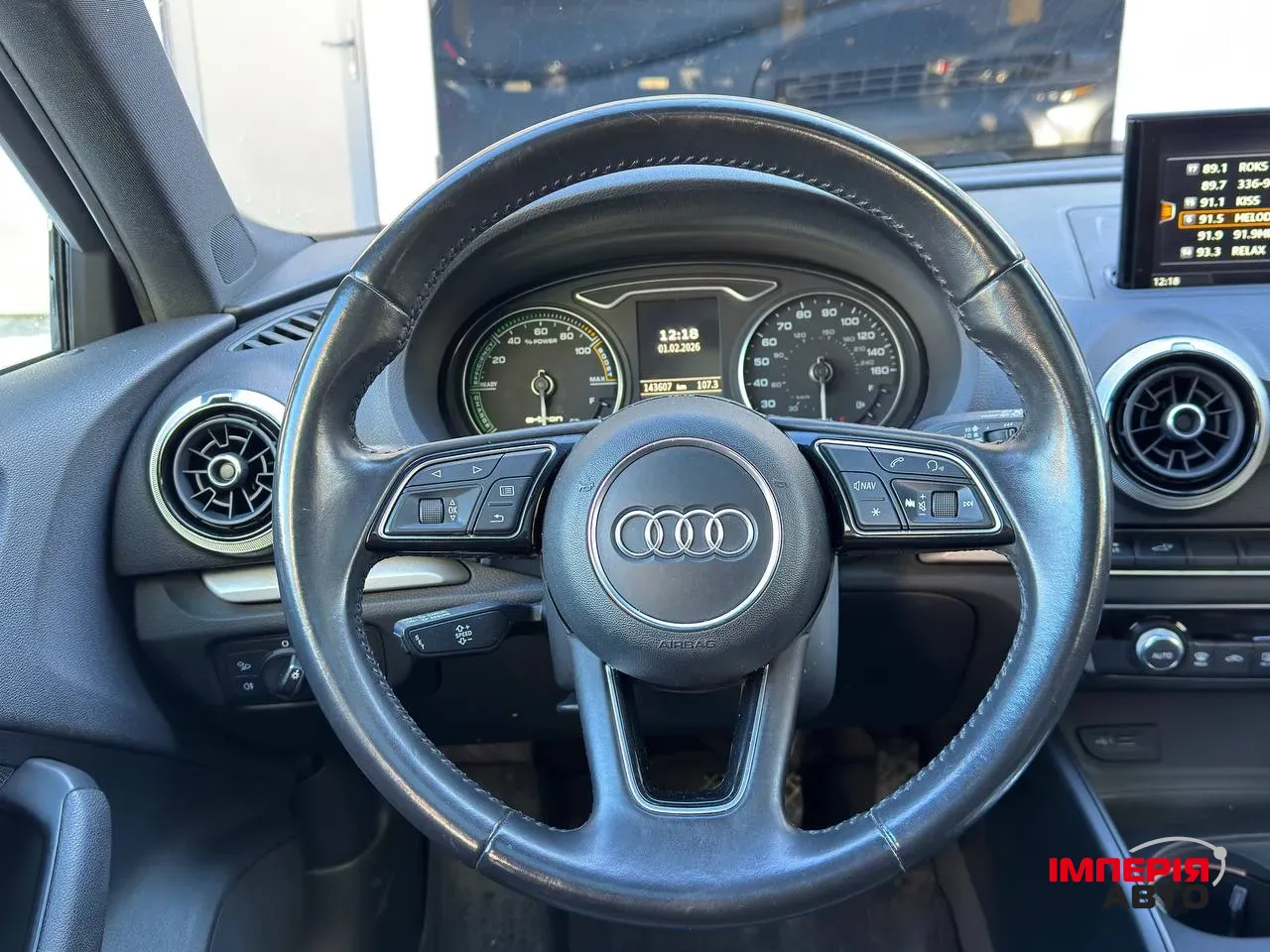 Audi A3 - фото 16