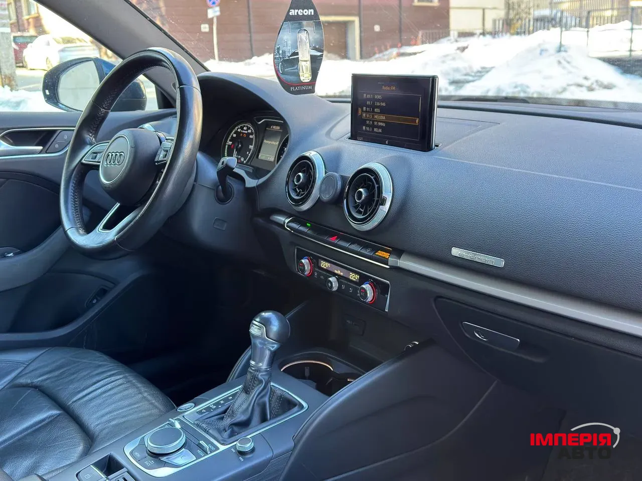 Audi A3 - фото 5