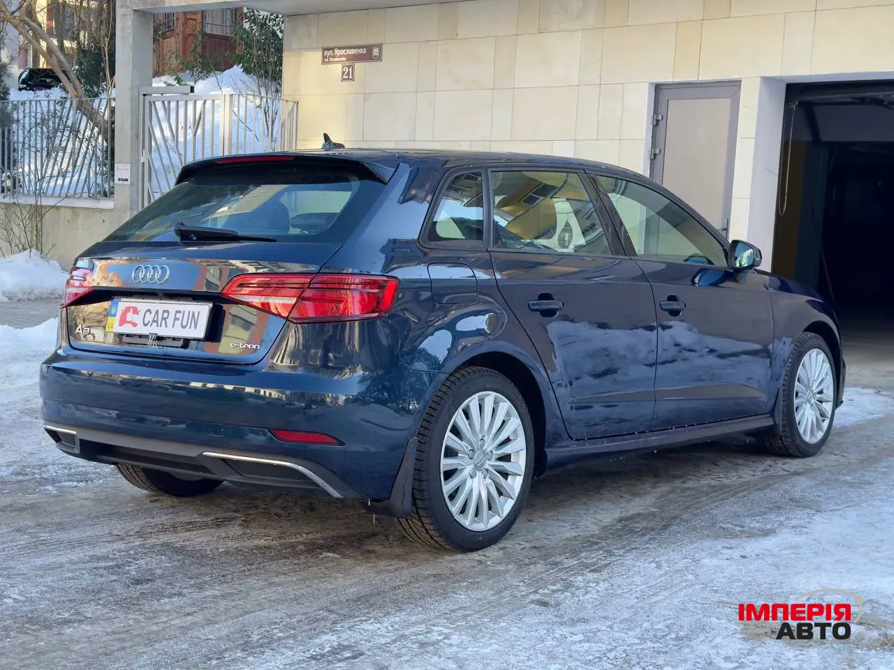 Audi A3 - фото 8