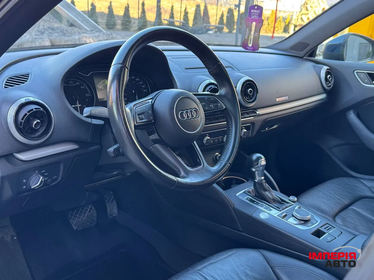 Audi A3 - фото 8