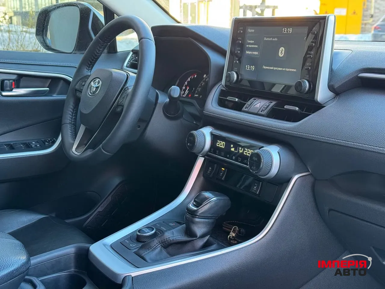 Toyota RAV4 - фото 19