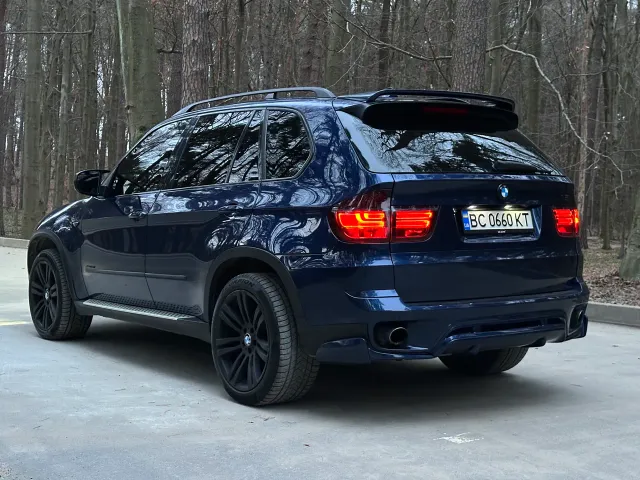 BMW X5 - фото 2