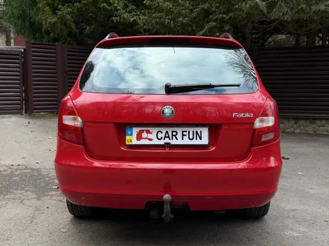 Skoda Fabia - фото 5