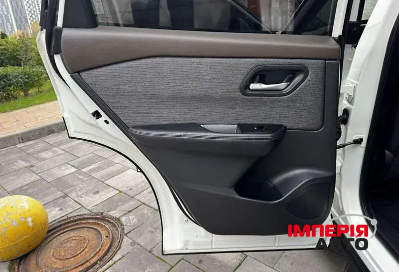 Nissan Rogue - фото 6