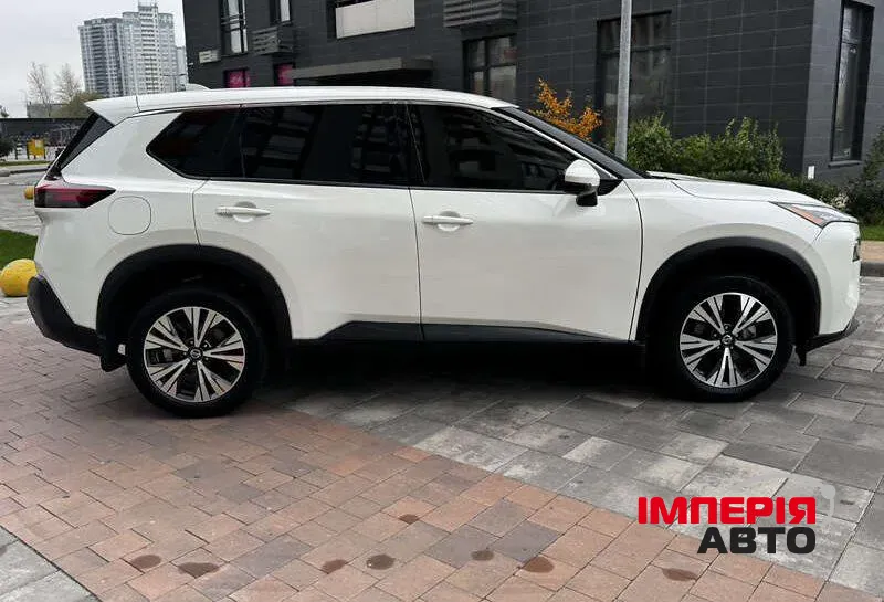 Nissan Rogue - фото 3