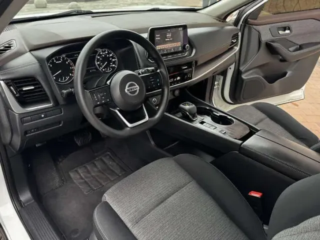 Nissan Rogue - фото 5