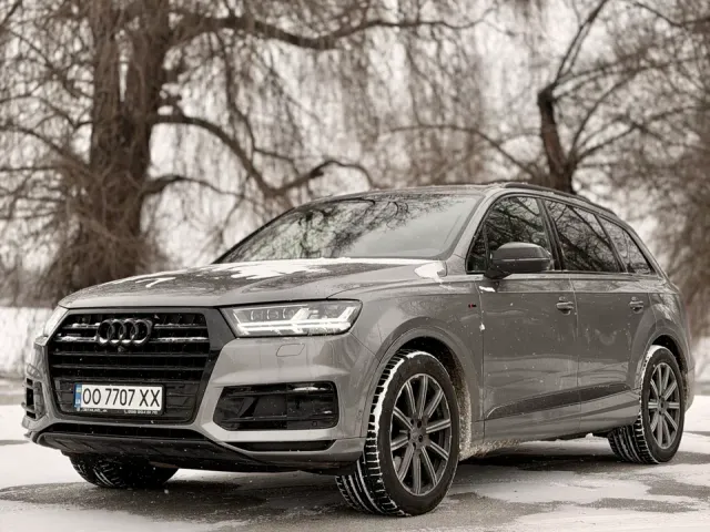 Audi Q7 - фото 3