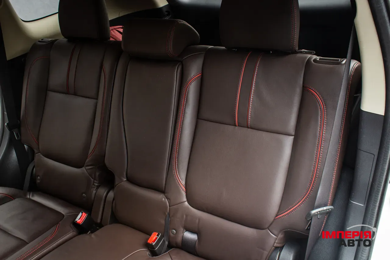 Mitsubishi Outlander - фото 46