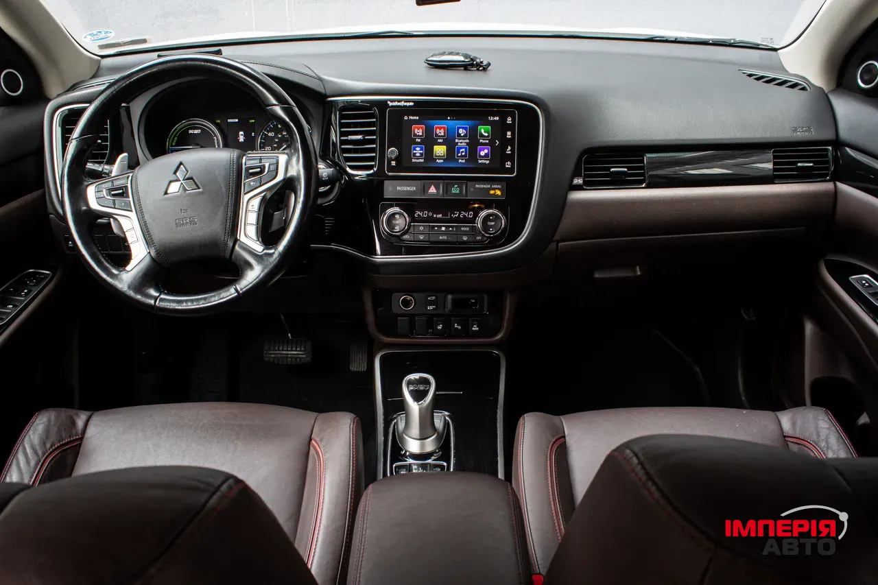 Mitsubishi Outlander - фото 47